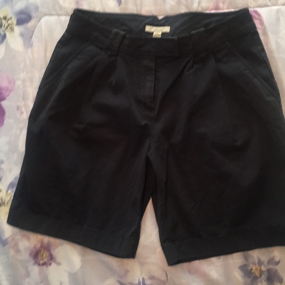 Authentic Burberry sz 4 Dark Navy/black Shorts - Picture 2 of 6